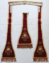 Red Roman Vestment 7934